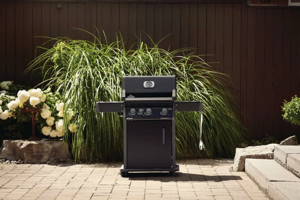 Napoleon Grills Rogue XT 425 SIB With Infrared Side Burner , Propane, Black - Image 4