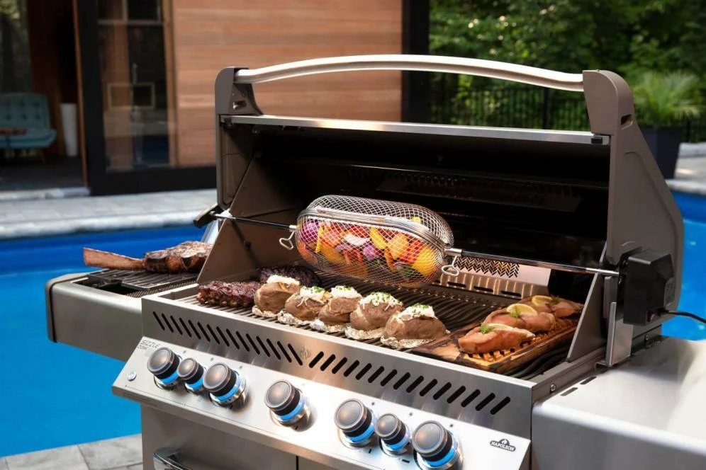 Napoleon Grills Prestige 665 RSIB With Infrared Side And Rear Burners , Propane, Stainless Steel - Image 5